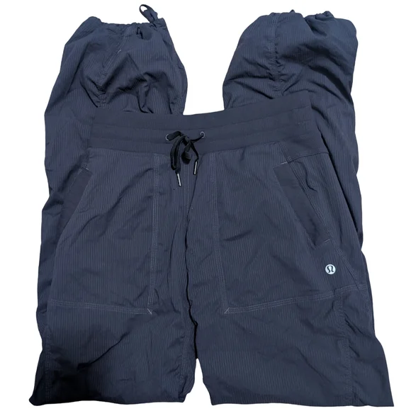 Lululemon Dance Studio Pant III Navy Size 4 - Picture 12 of 14